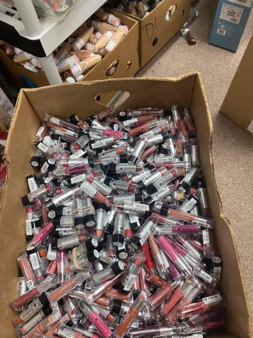 Cosmetic pallets - Image 8